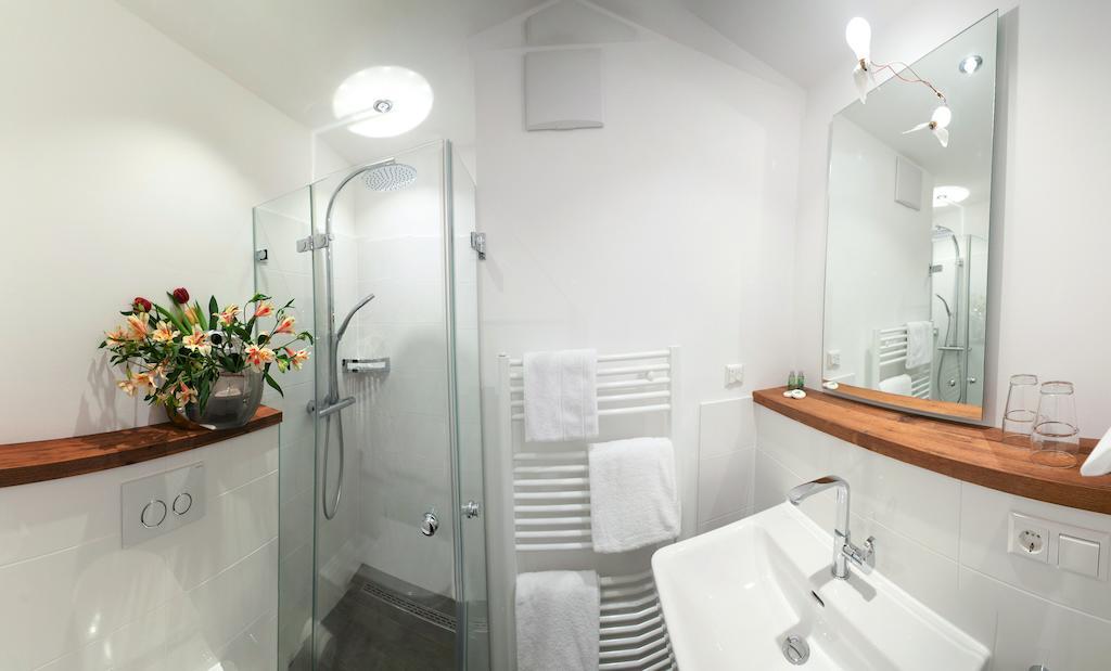Hotel Engel - Lindauer Bier Und Weinstube Lindau  Phòng bức ảnh